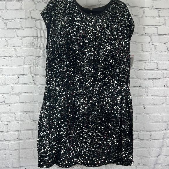 NEW City Chic tunic mini dress sequins black size large - Picture 1 of 13